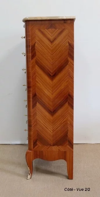 KOMMODE IM LOUIS XV-STIL