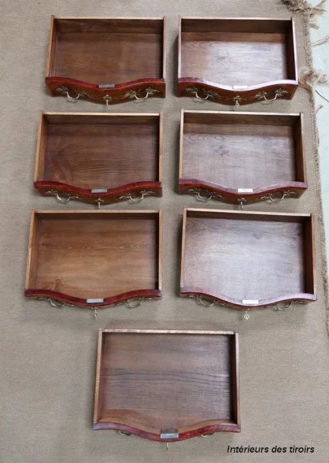 KOMMODE IM LOUIS XV-STIL