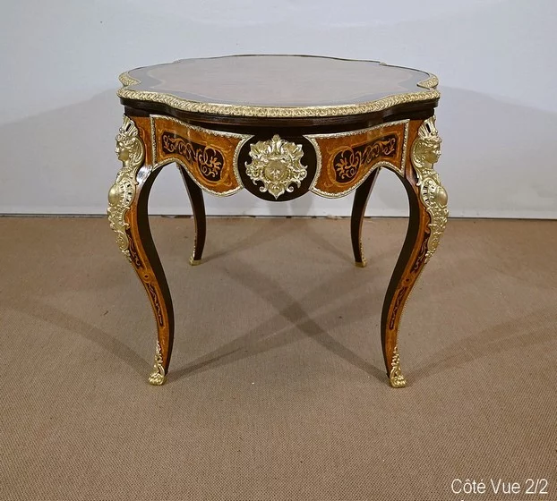 Table Violonée en bois précieux, époque Napoléon III – Milieu XIXe