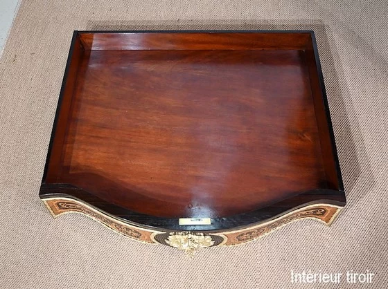 Table Violonée en bois précieux, époque Napoléon III – Milieu XIXe