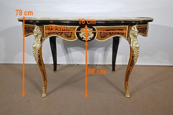 Table Violonée en bois précieux, époque Napoléon III – Milieu XIXe