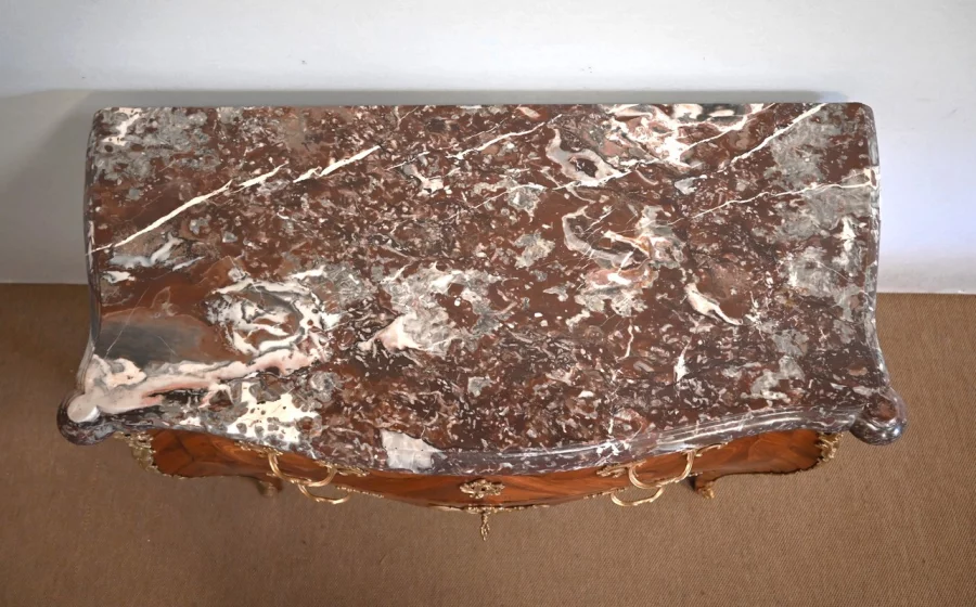 KOMMODE IM LOUIS XV-STIL