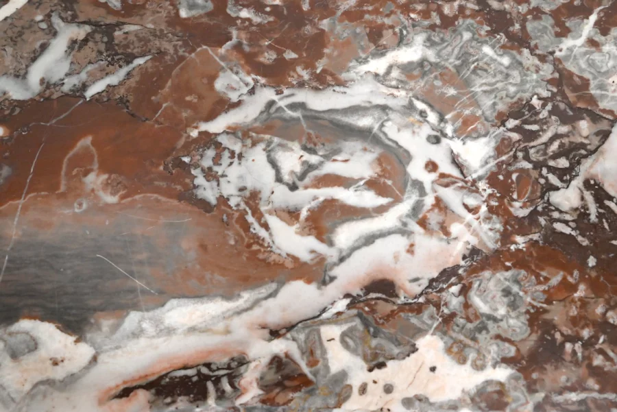 KOMMODE IM LOUIS XV-STIL