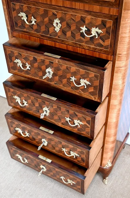 SEKRETÄR IM LOUIS XV-STIL