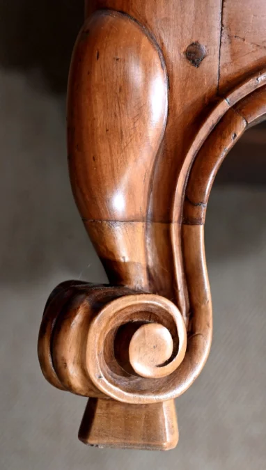 SEKRETÄRKASTE IM LOUIS XV-STIL