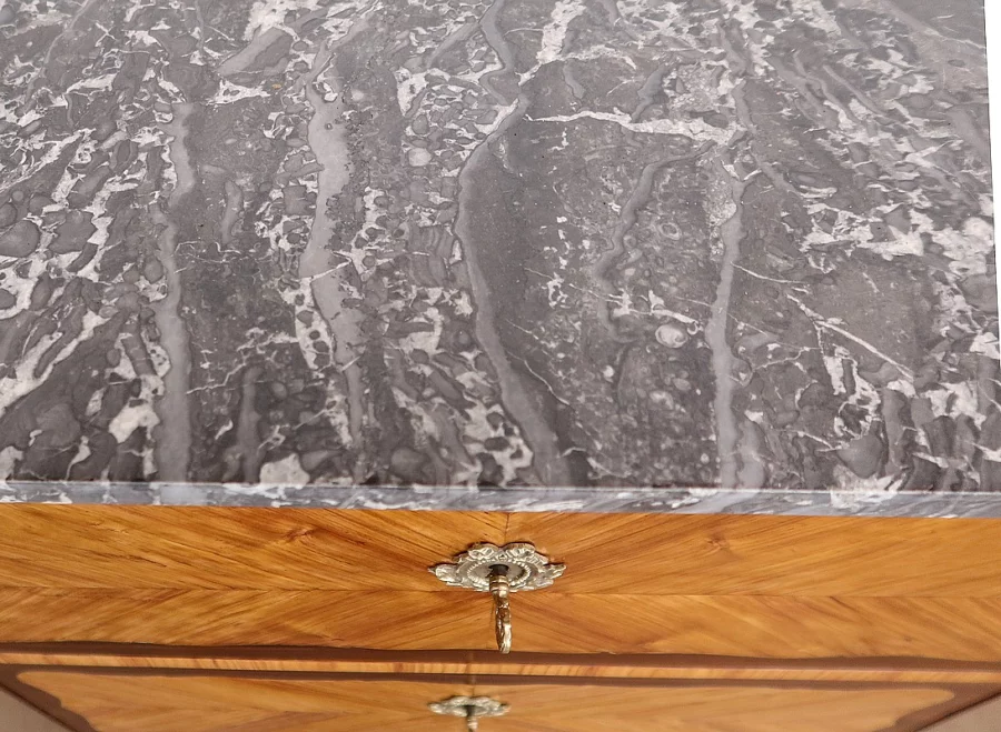 LOUIS XV-ZEITRAUM-KOMMODE