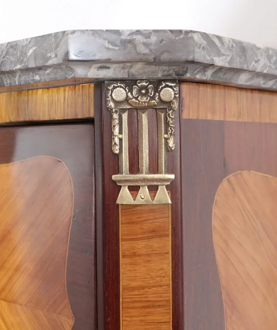 LOUIS XV-ZEITRAUM-KOMMODE