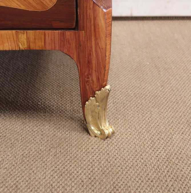 LOUIS XV-ZEITRAUM-KOMMODE