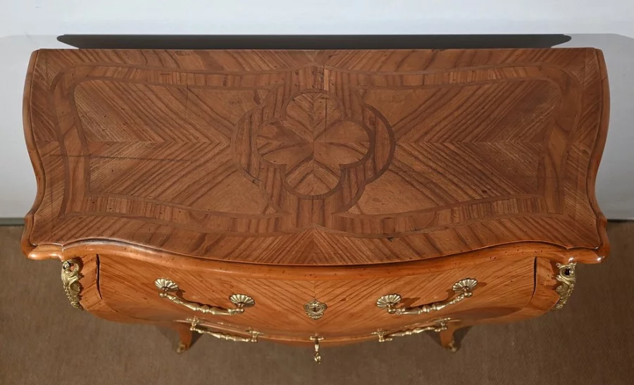 КОМОД В СТИЛЕ ЛЮДОВИКА XV
