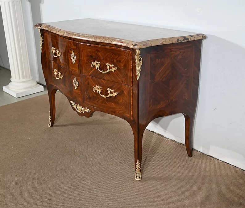 LOUIS XV-ZEITRAUM-KOMMODE