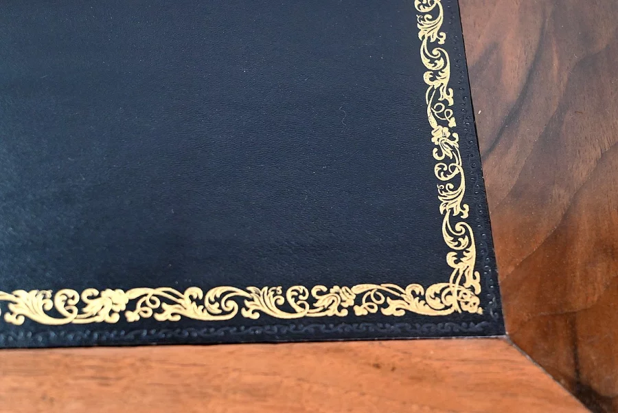 LOUIS XV PERIODE STEIGUNG TOP SCHREIBTISCH