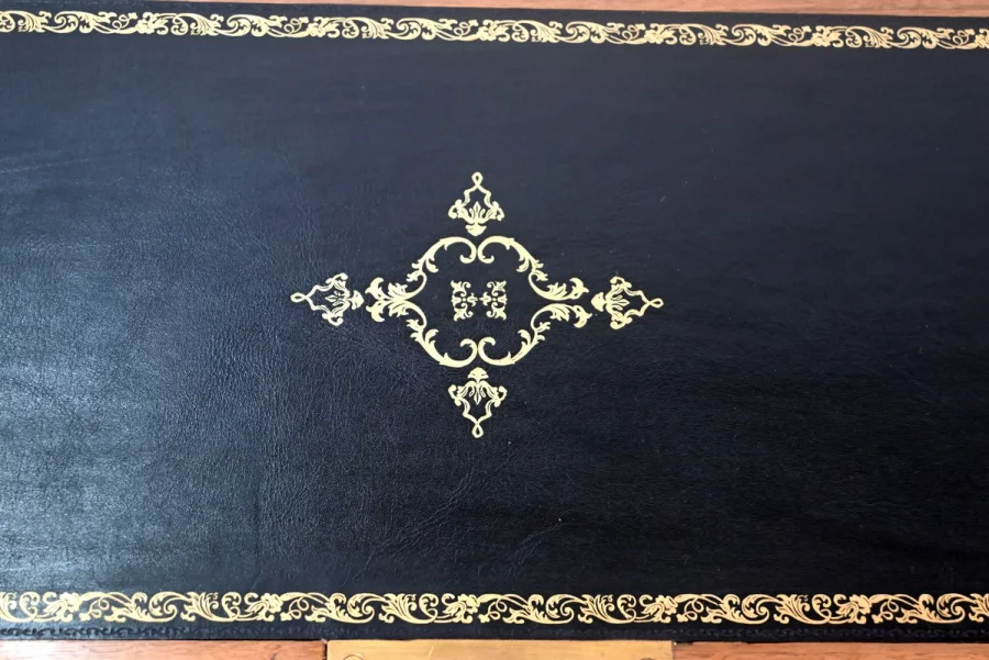 LOUIS XV PERIODE STEIGUNG TOP SCHREIBTISCH