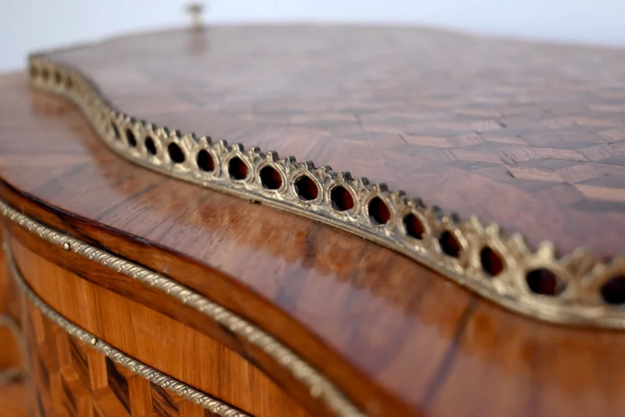 JARDINIERE IM LOUIS XV-STIL