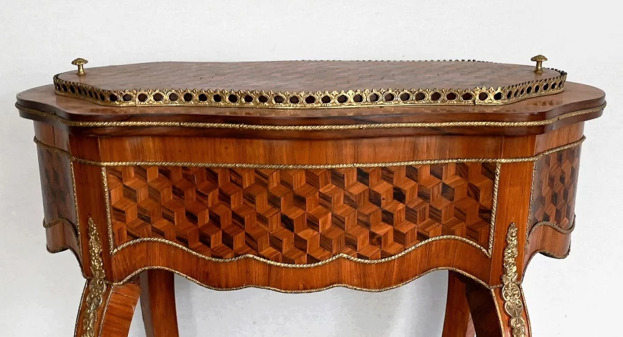 JARDINIERE IM LOUIS XV-STIL