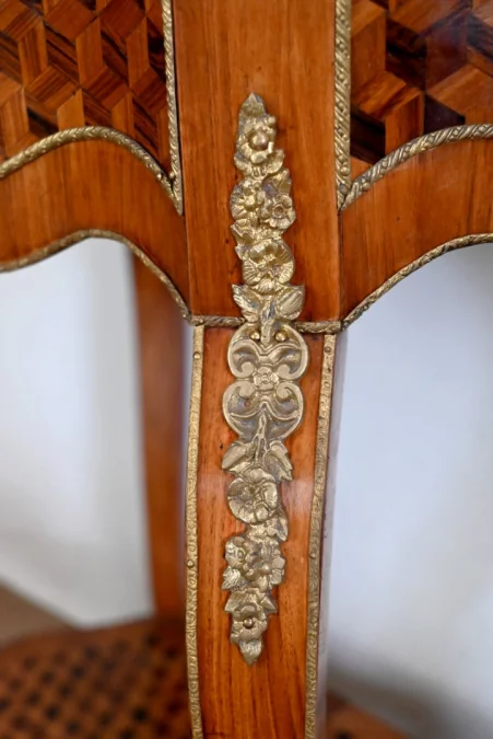 JARDINIERE IM LOUIS XV-STIL