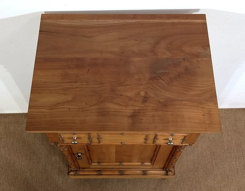 ПЕРИОД МОДЕРН КАБИНЕТ