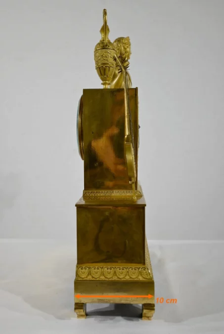 Horloge en Bronze Doré, estampillée « Leroy Palais Royal », époque Empire – Début XIXe