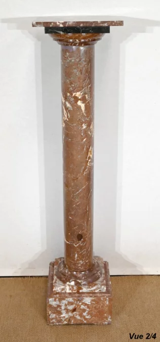 МРАМОРНАЯ КОЛОННА