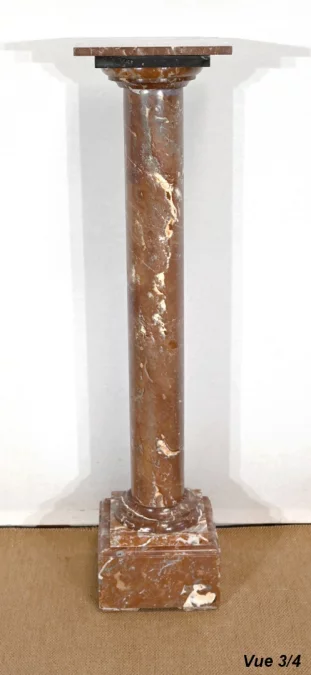 МРАМОРНАЯ КОЛОННА