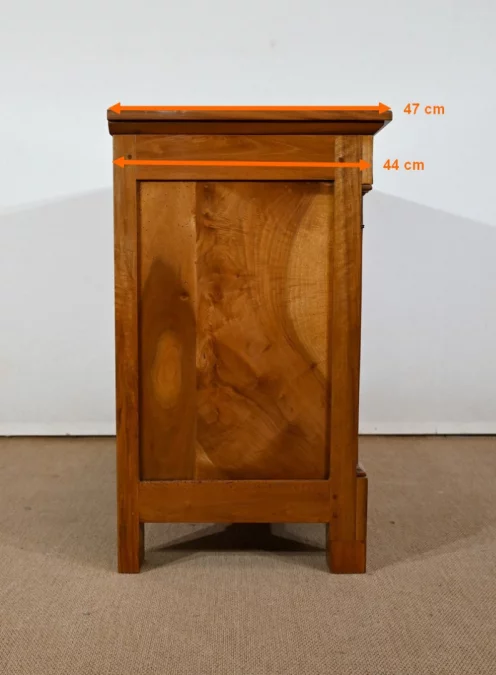 Petite Commode en Noyer massif, époque Directoire - Début XIXe