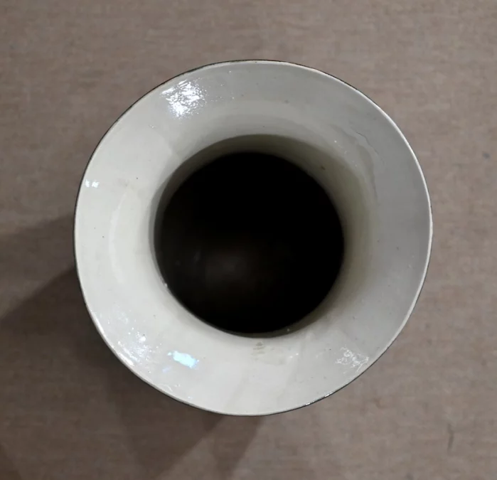 Important Vase Chinois en Porcelaine à décors - XXe