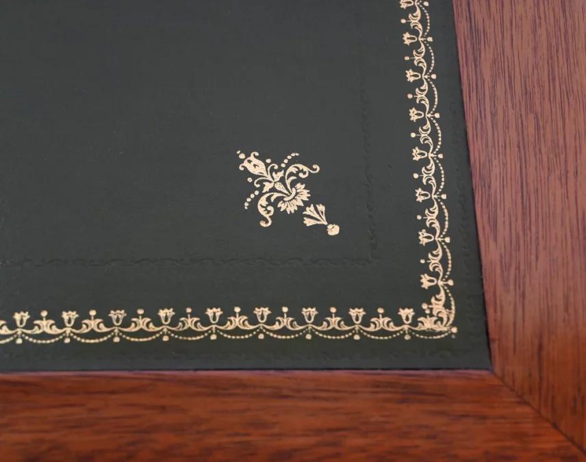 ESCRITORIO ESTILO LUIS XVI