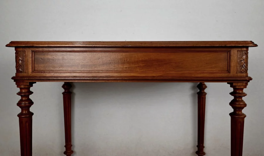 ESCRITORIO ESTILO LUIS XVI