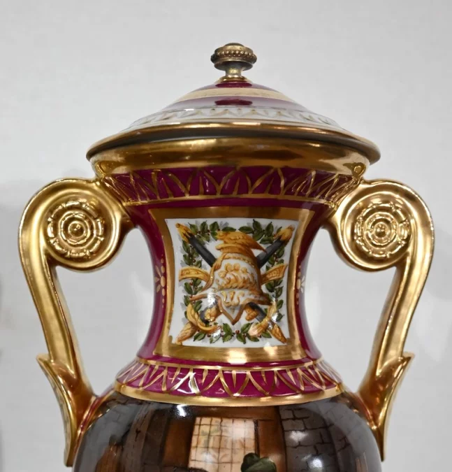 PAREJA DE JARRON DE PORCELANA DE PARIS