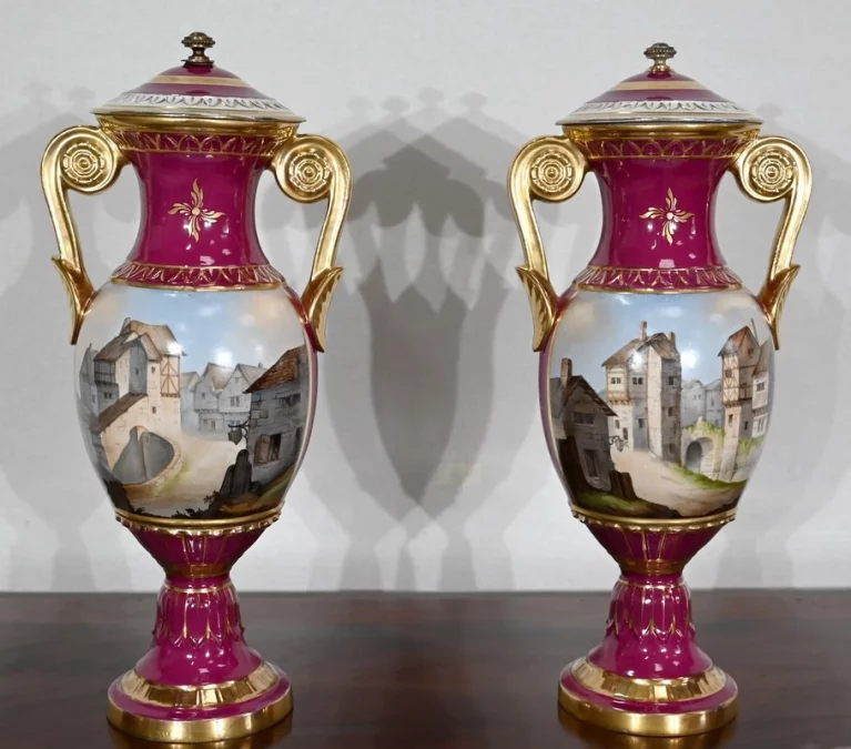 PAREJA DE JARRON DE PORCELANA DE PARIS