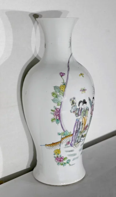 Important Vase en Porcelaine de Chine – XXe