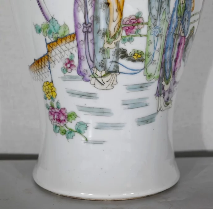 Important Vase en Porcelaine de Chine – XXe