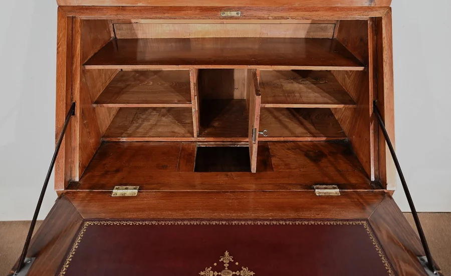 Bureau de Pente Vitrine en Acacia massif, style Louis XVI – 1ère partie XIXe