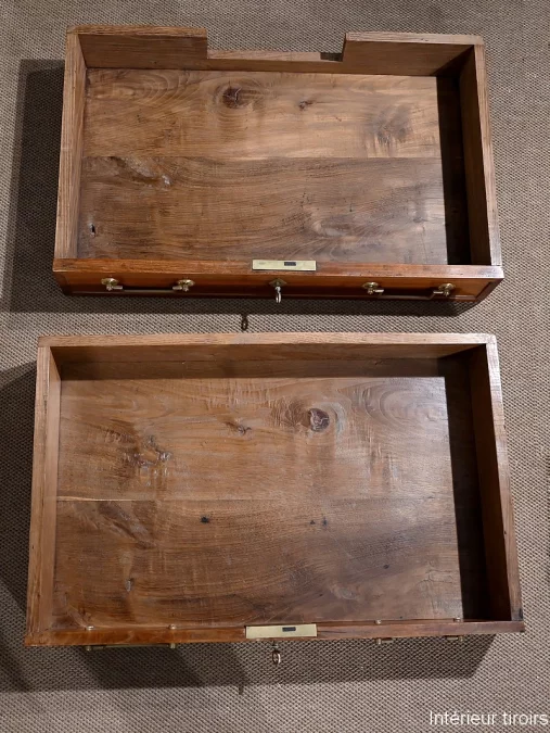 Bureau de Pente Vitrine en Acacia massif, style Louis XVI – 1ère partie XIXe