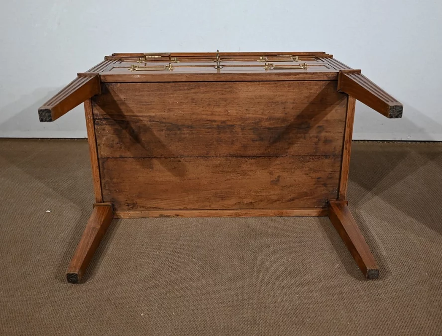 Bureau de Pente Vitrine en Acacia massif, style Louis XVI – 1ère partie XIXe
