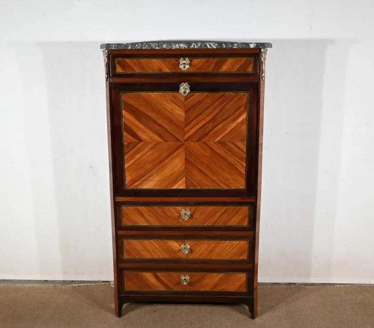 Secrétaire en Bois de Rose, époque Louis XVI – XVIIIe