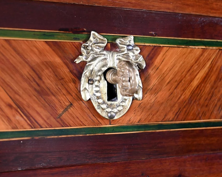 Secrétaire en Bois de Rose, époque Louis XVI – XVIIIe