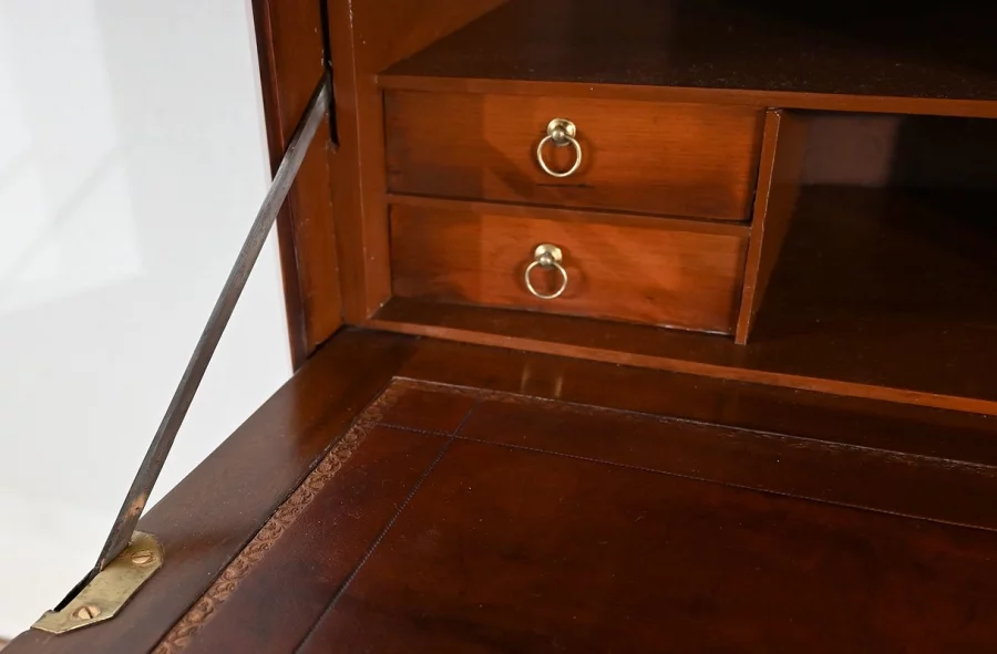 Secrétaire en Bois de Rose, époque Louis XVI – XVIIIe