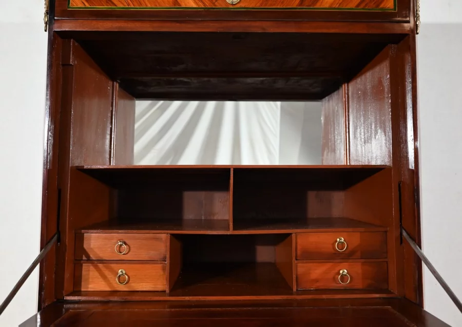 Secrétaire en Bois de Rose, époque Louis XVI – XVIIIe