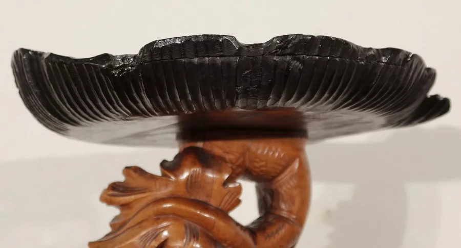 STÄNDER IM NAPOLEON III-STIL