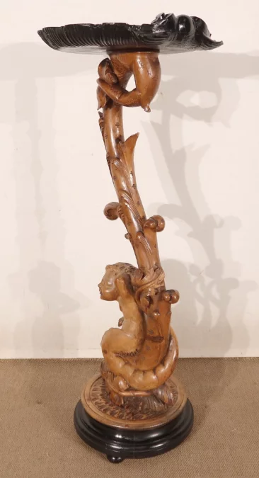 STÄNDER IM NAPOLEON III-STIL