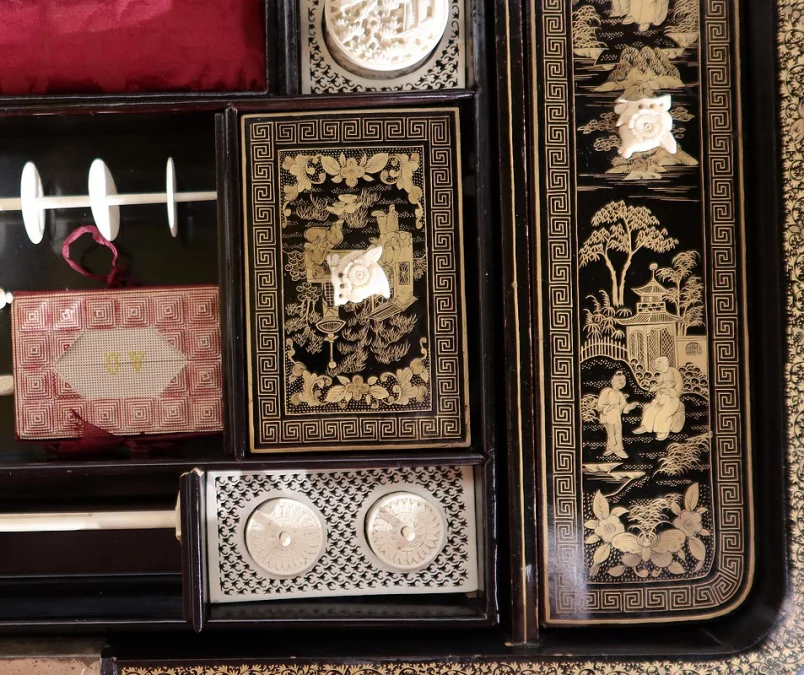 TAVOLO DA LAVORO DEL PERIODO DI NAPOLEONE III