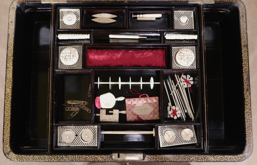 TAVOLO DA LAVORO DEL PERIODO DI NAPOLEONE III