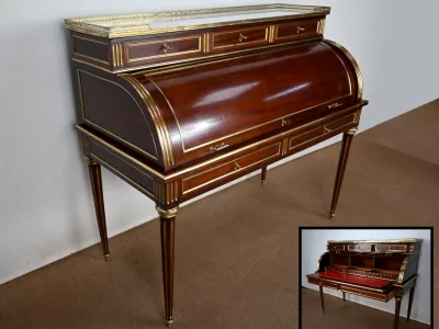 Important Bureau Cylindre en Acajou, style Louis XVI, époque Napoléon III – 2ème moitié XIXe