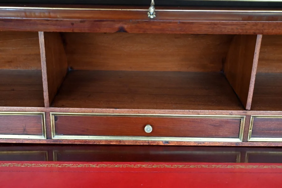 Important Bureau Cylindre en Acajou, style Louis XVI, époque Napoléon III – 2ème moitié XIXe