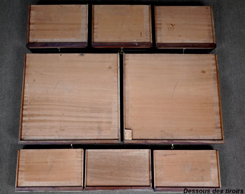 Important Bureau Cylindre en Acajou, style Louis XVI, époque Napoléon III – 2ème moitié XIXe