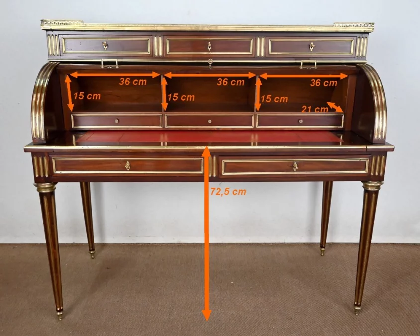 Important Bureau Cylindre en Acajou, style Louis XVI, époque Napoléon III – 2ème moitié XIXe