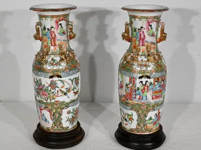 Paire de Vases Balustre en Porcelaine de Chine – Fin XIXe