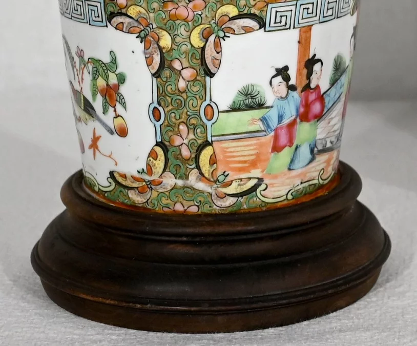 Paire de Vases Balustre en Porcelaine de Chine – Fin XIXe