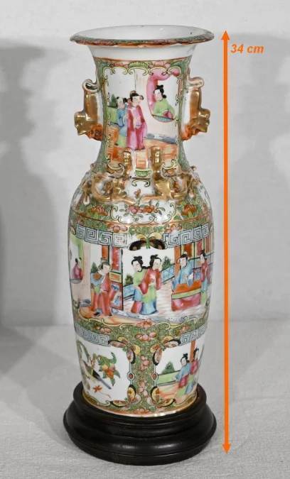 Paire de Vases Balustre en Porcelaine de Chine – Fin XIXe