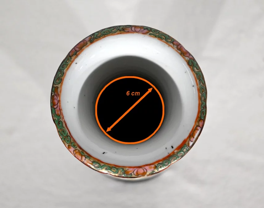 Paire de Vases Balustre en Porcelaine de Chine – Fin XIXe